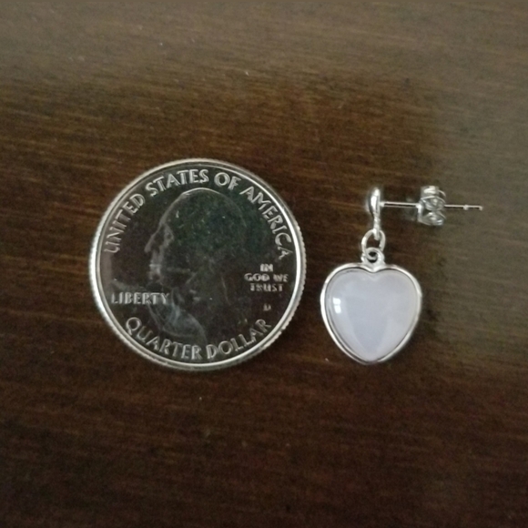 🩷Silver Heart Earrings🩷 - Picture 4 of 4